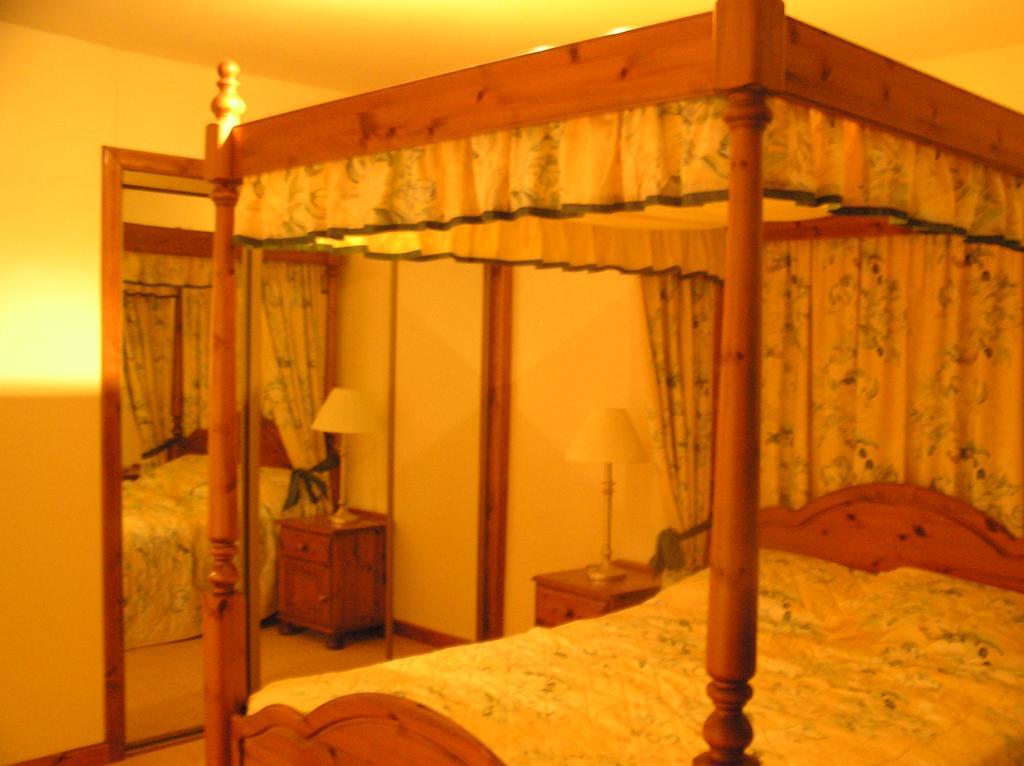 The Antlers Bed & Breakfast Lybster Room photo